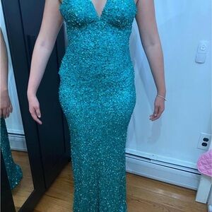 Elegant Teal Evening Gown